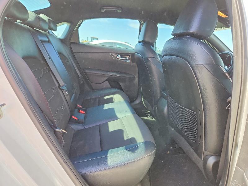 52363936 :رقم المزاد ، 3KPF54AD1PE576430 vin ، 2023 Kia Forte مزاد بيع
