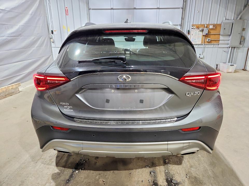 53071816 :رقم المزاد ، SJKCH5CR8JA058671 vin ، 2018 Infiniti Qx30 مزاد بيع