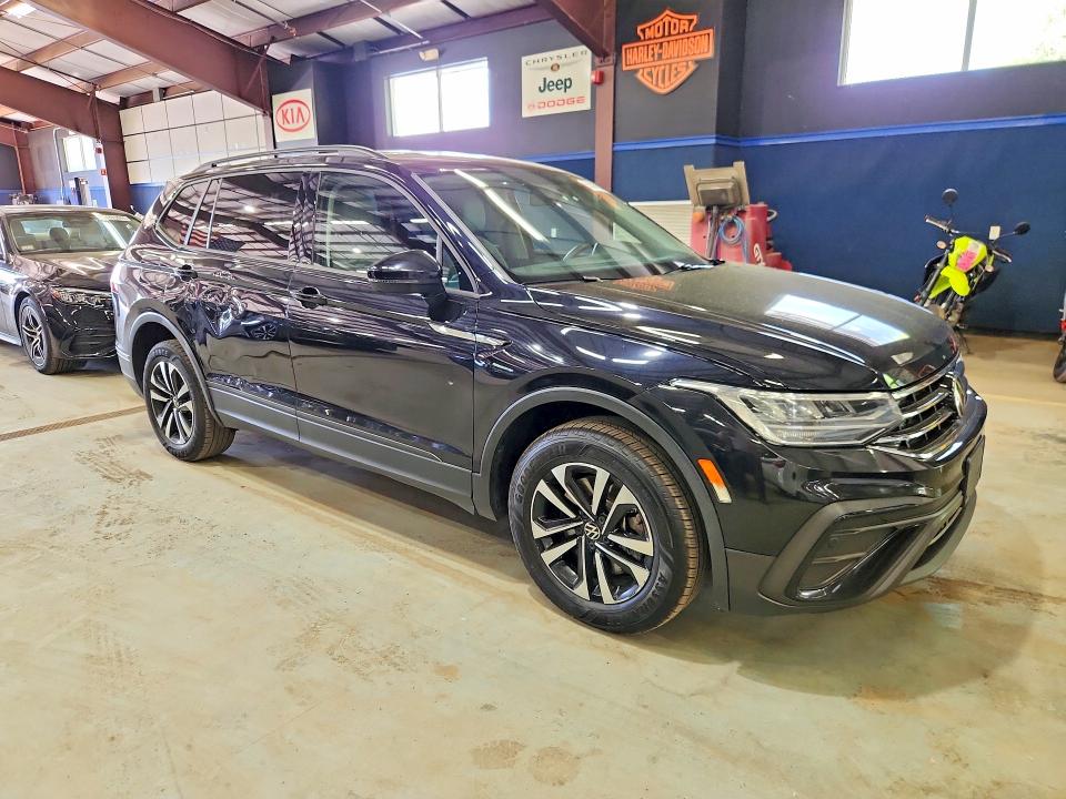 55387926 :رقم المزاد ، 3VV0B7AX6NM108885 vin ، 2022 Volkswagen Tiguan مزاد بيع