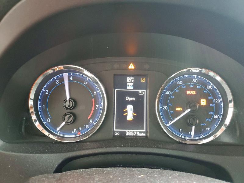 52192426 :رقم المزاد ، 2T1BURHE5KC221944 vin ، 2019 Toyota Corolla مزاد بيع