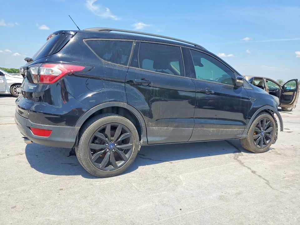 Продажа на аукционе авто 2017 Ford Escape, vin: 1FMCU0JD3HUA80896, номер лота: 53905796