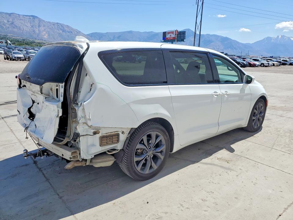 Продаж на аукціоні авто 2020 Chrysler Pacifica, vin: 2C4RC1FG8LR116680, номер лоту: 53051536