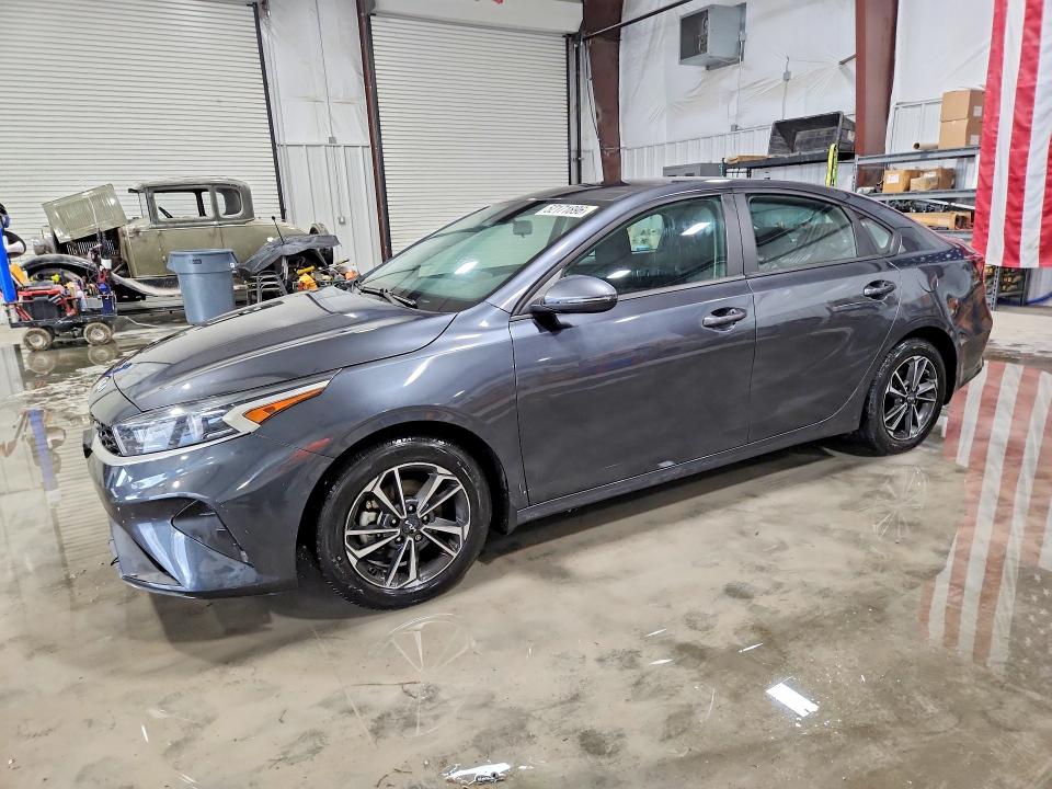 Продажа на аукционе авто 2023 Kia Forte, vin: 3KPF24AD1PE688105, номер лота: 52171896