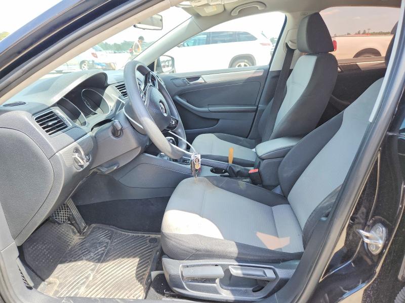 52223146 :رقم المزاد ، 3VW2B7AJ9HM282485 vin ، 2017 Volkswagen Jetta مزاد بيع