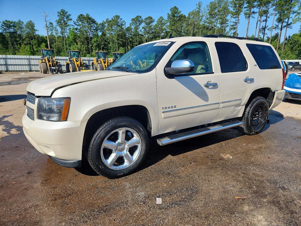 53448646 :رقم المزاد ، 1GNSKCE0XER127880 vin ، 2014 Chevrolet Tahoe مزاد بيع