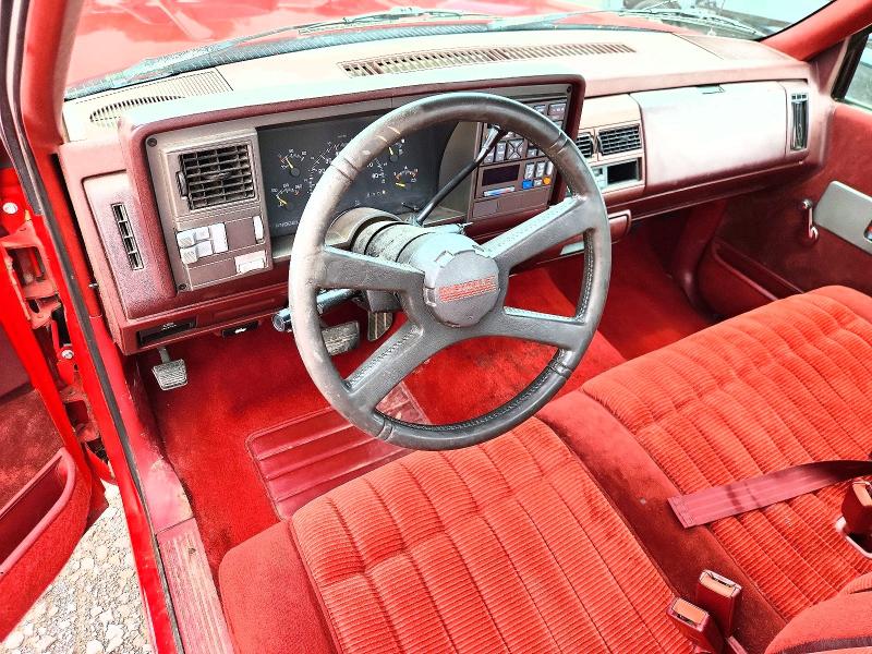 54272026 :رقم المزاد ، 1GCEC14K2RE174490 vin ، 1994 Chevrolet Gmt-400 مزاد بيع