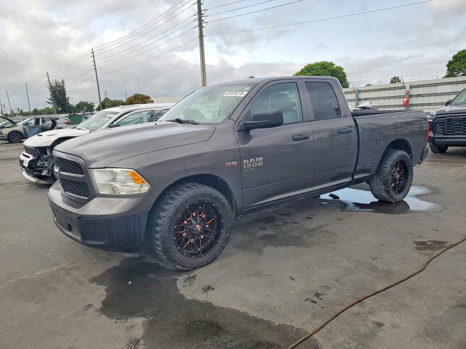 52329276 :رقم المزاد ، 1C6RR6FTXKS600606 vin ، 2019 Ram 1500 Classic مزاد بيع