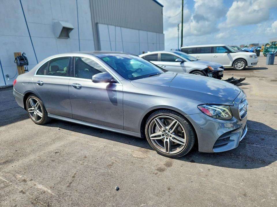 Продаж на аукціоні авто 2018 Mercedes-benz E, vin: WDDZF4JBXJA473581, номер лоту: 54689946
