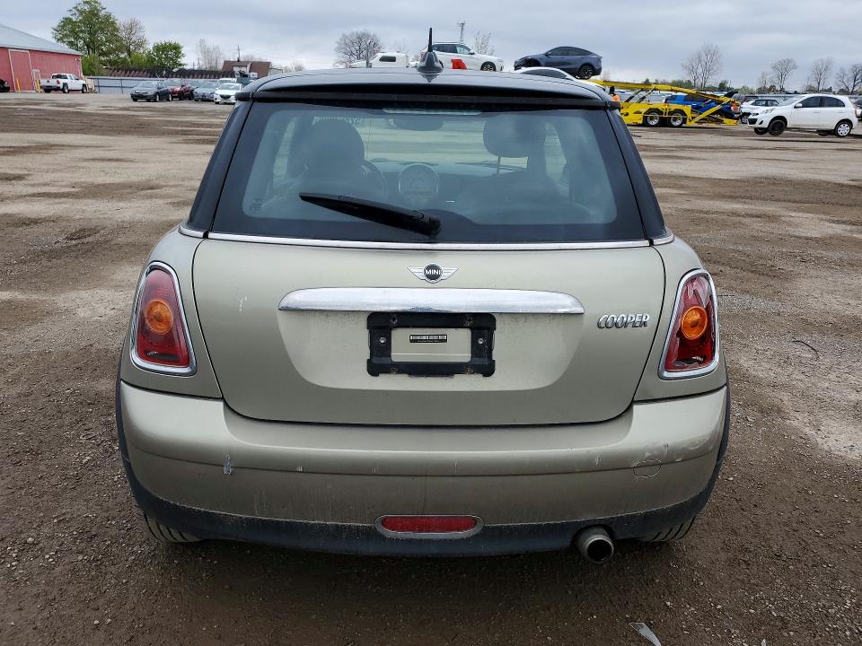 Продаж на аукціоні авто 2010 Mini Cooper, vin: WMWMF3C50ATZ65396, номер лоту: 52867086