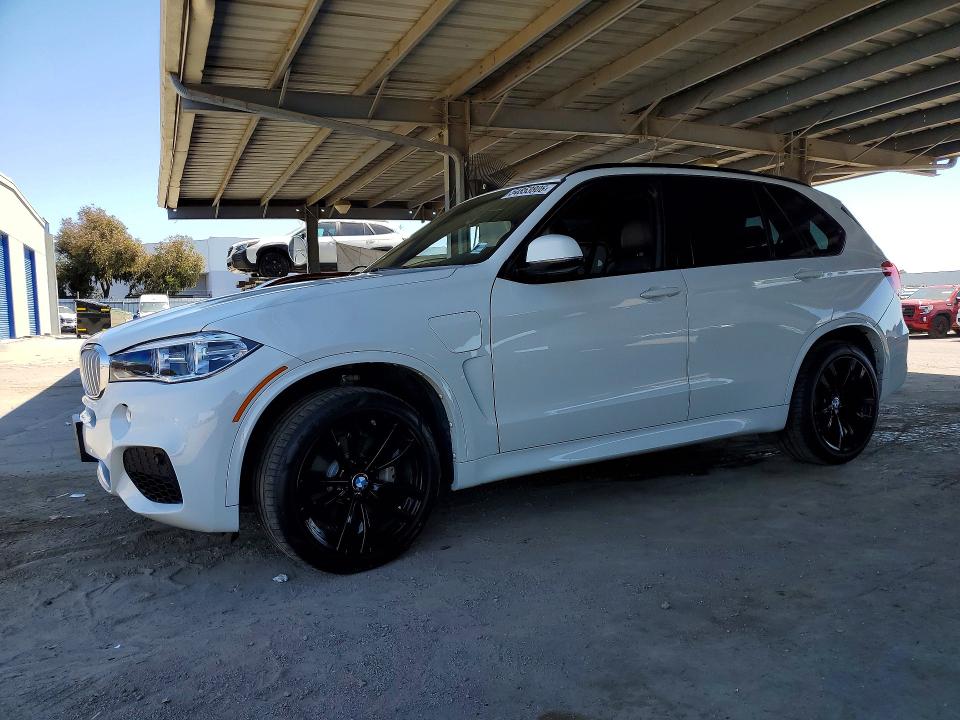 54853806 :رقم المزاد ، 5UXKT0C53J0W01376 vin ، 2018 Bmw X5 مزاد بيع
