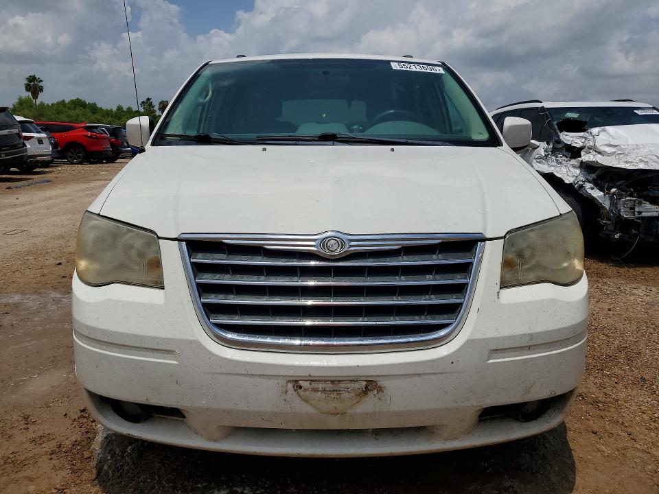2010 Chrysler Town & Country მანქანა იყიდება აუქციონზე, vin: 2A4RR5D13AR460543, აუქციონის ნომერი: 55213696