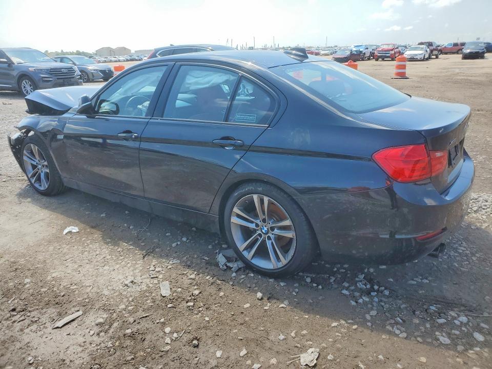 55236016 :رقم المزاد ، WBA3B3C5XDF542772 vin ، 2013 Bmw 328 مزاد بيع