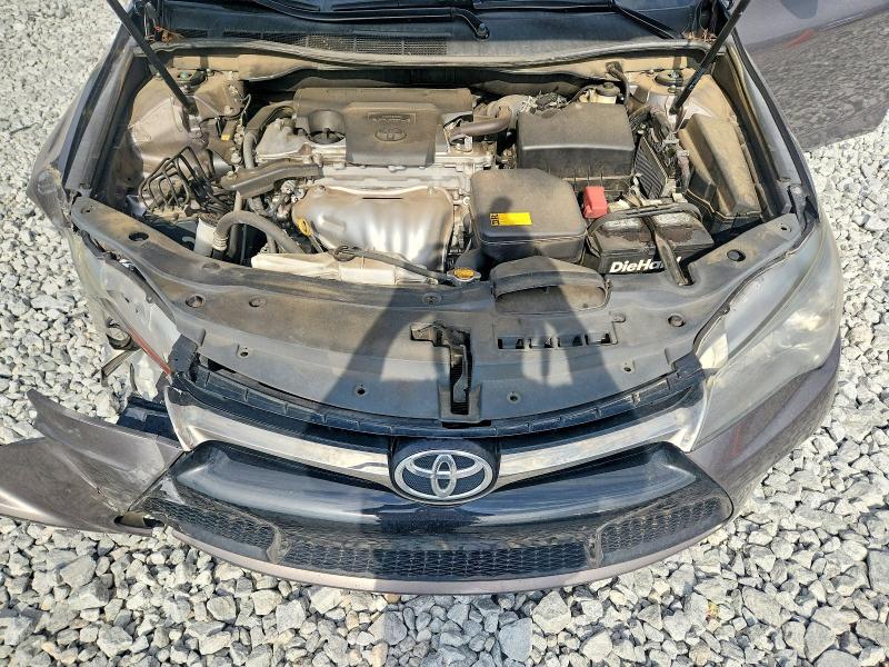 54044996 :رقم المزاد ، 4T1BF1FK6FU075823 vin ، 2015 Toyota Camry مزاد بيع