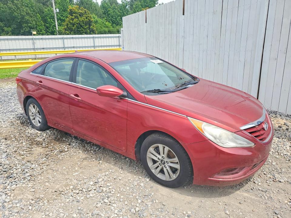 55389016 :رقم المزاد ، 5NPEB4ACXDH800023 vin ، 2013 Hyundai Sonata مزاد بيع