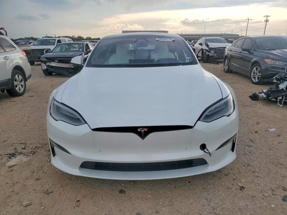 52834176 :رقم المزاد ، 5YJSA1E68NF459648 vin ، 2022 Tesla Model S مزاد بيع