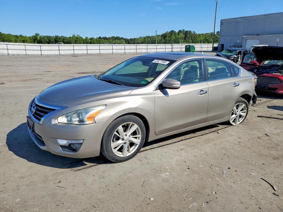 2014 Nissan Altima მანქანა იყიდება აუქციონზე, vin: 1N4AL3APXEC173335, აუქციონის ნომერი: 53927996