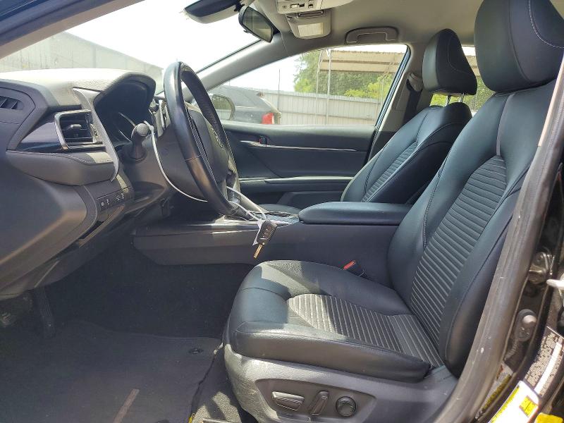 52222116 :رقم المزاد ، 4T1B11HK9KU721426 vin ، 2019 Toyota Camry مزاد بيع