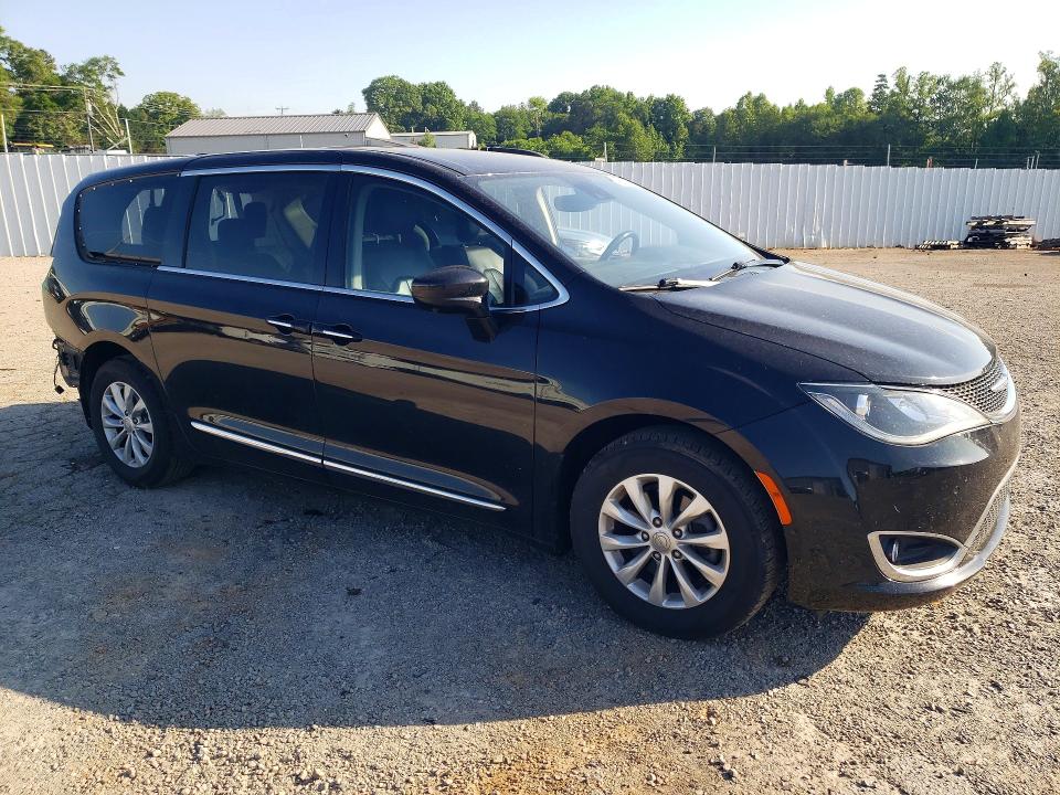 2018 Chrysler Pacifica მანქანა იყიდება აუქციონზე, vin: 2C4RC1BG0JR127689, აუქციონის ნომერი: 53749786