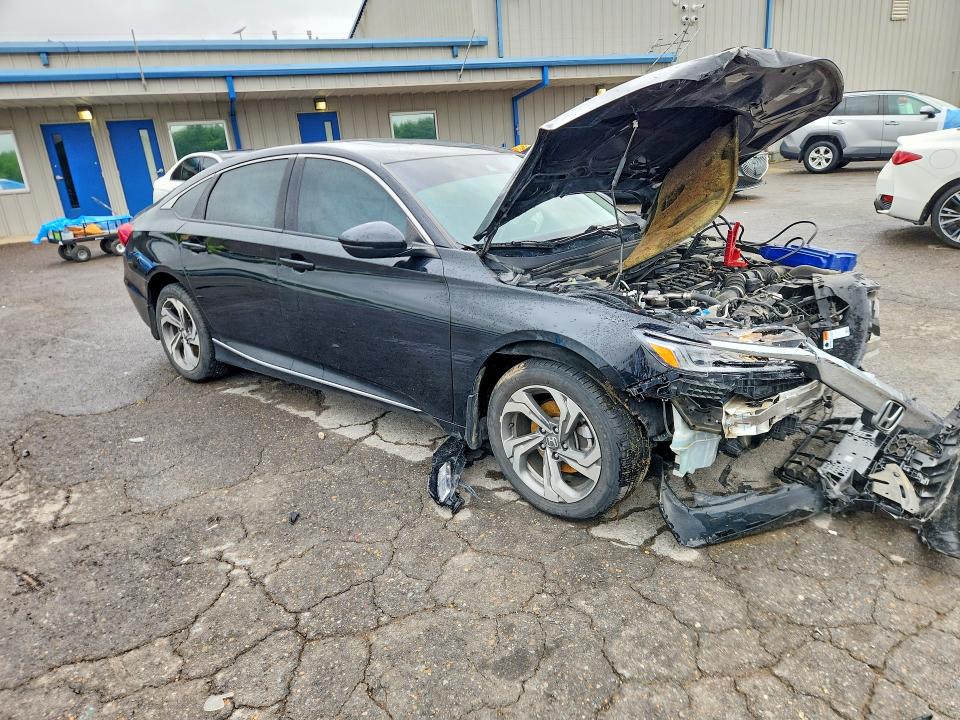 Продажа на аукционе авто 2018 Honda Accord, vin: 1HGCV1F5XJA073753, номер лота: 54293546