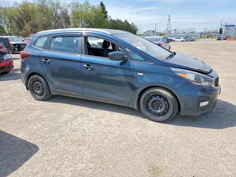2017 Kia Rondo მანქანა იყიდება აუქციონზე, vin: KNAHT8A39H7170178, აუქციონის ნომერი: 51889676