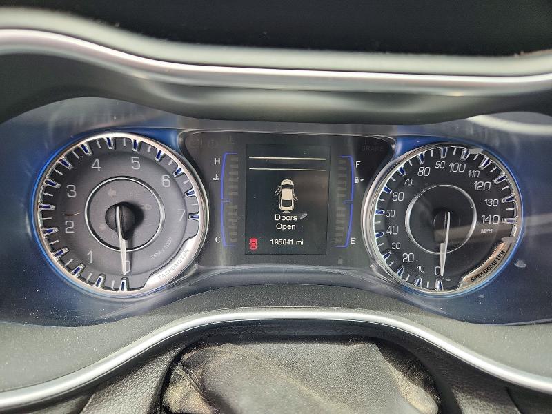 2015 Chrysler 200 მანქანა იყიდება აუქციონზე, vin: 1C3CCCAB4FN720696, აუქციონის ნომერი: 52527146