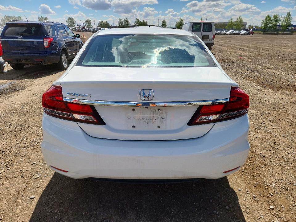 2015 Honda Civic მანქანა იყიდება აუქციონზე, vin: 2HGFB2E4XFH007815, აუქციონის ნომერი: 54496626