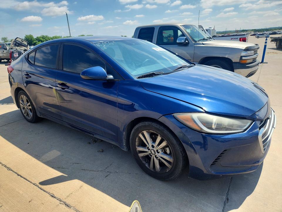 54170626 :رقم المزاد ، 5NPD84LF2JH312892 vin ، 2018 Hyundai Elantra مزاد بيع