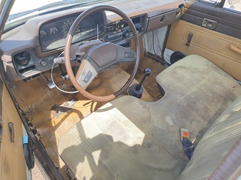 Продажа на аукционе авто 1983 Toyota Pickup, vin: JT4RN44D0D1149974, номер лота: 52203906
