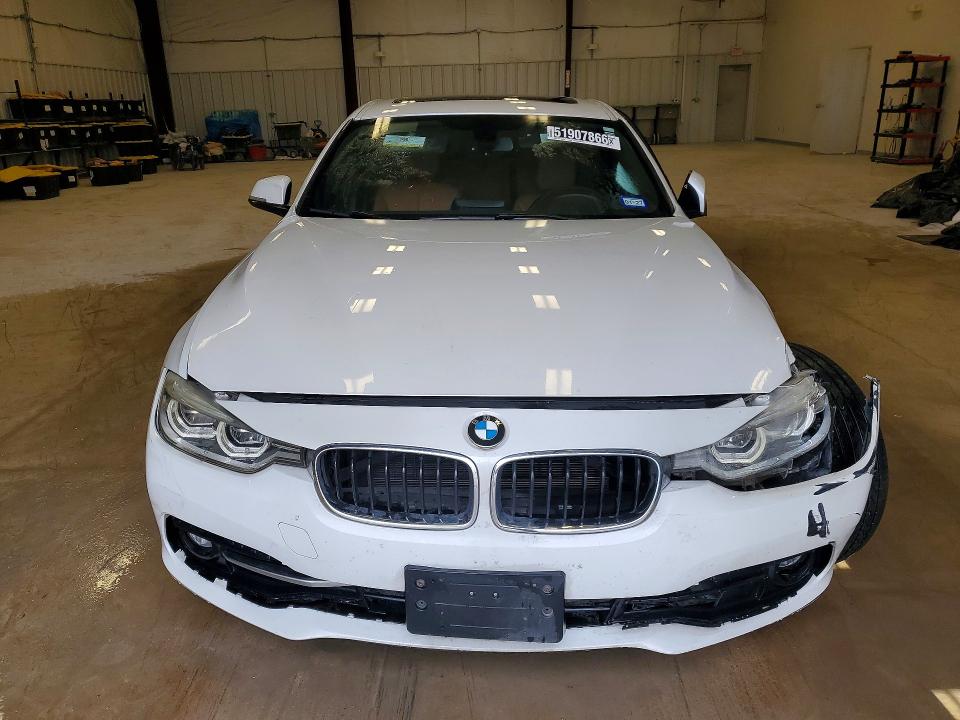 Продаж на аукціоні авто 2018 Bmw 330, vin: WBA8B9C51JEE82667, номер лоту: 51907866
