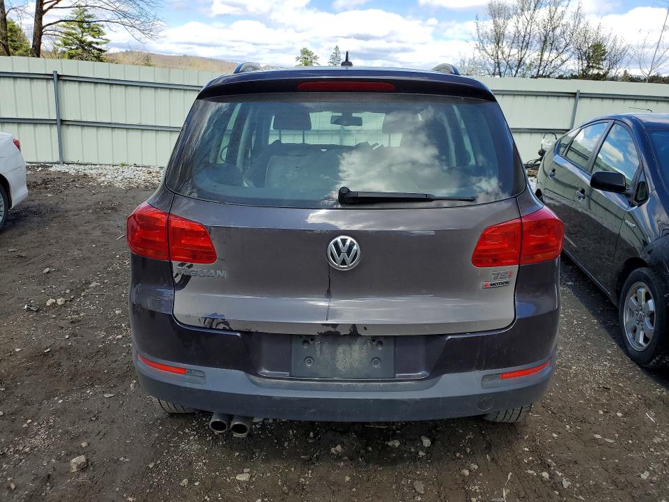 51377636 :رقم المزاد ، WVGBV7AX5GW592805 vin ، 2016 Volkswagen Tiguan مزاد بيع