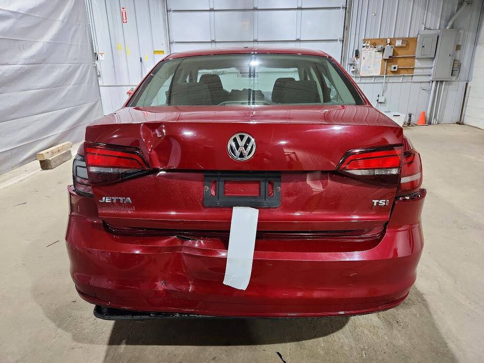 52985726 :رقم المزاد ، 3VW2B7AJ0HM389750 vin ، 2017 Volkswagen Jetta مزاد بيع