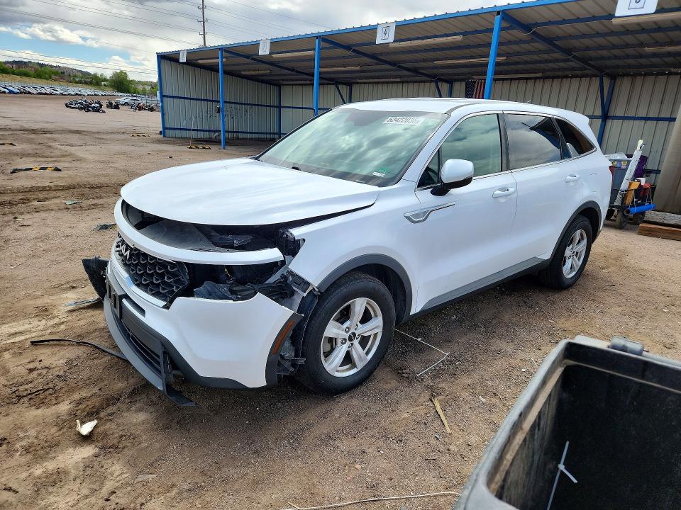 52422036 :رقم المزاد ، 5XYRG4LC4NG076032 vin ، 2022 Kia Sorento مزاد بيع