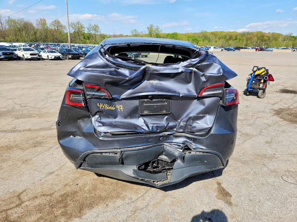 Продажа на аукционе авто 2023 Tesla Model Y, vin: 7SAYGDEEXPF884005, номер лота: 50561926