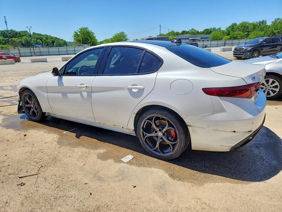 Продаж на аукціоні авто 2017 Alfa Romeo Giulia, vin: ZARFAEEN5H7560324, номер лоту: 52814806
