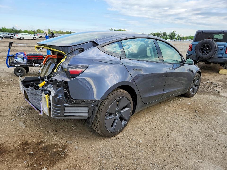 53249706 :رقم المزاد ، 5YJ3E1EA3PF711175 vin ، 2023 Tesla Model 3 مزاد بيع