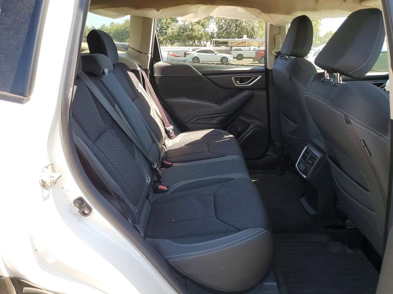 52930646 :رقم المزاد ، JF2SKAGC2KH595738 vin ، 2019 Subaru Forester مزاد بيع