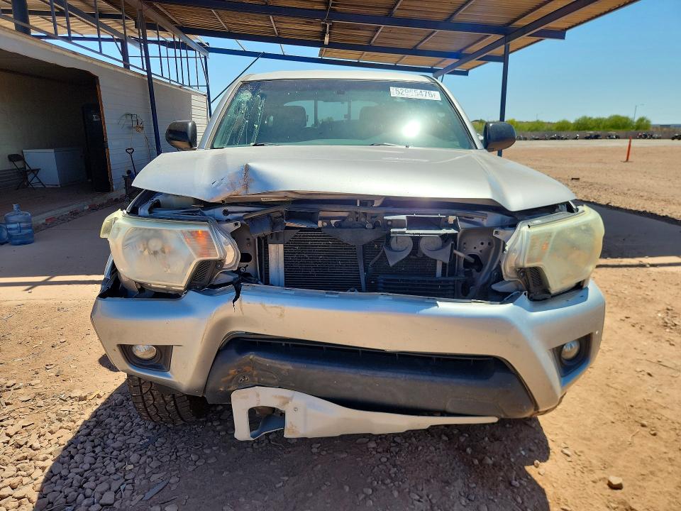 Продажа на аукционе авто 2015 Toyota Tacoma, vin: 3TMLU4EN2FM170444, номер лота: 52965476