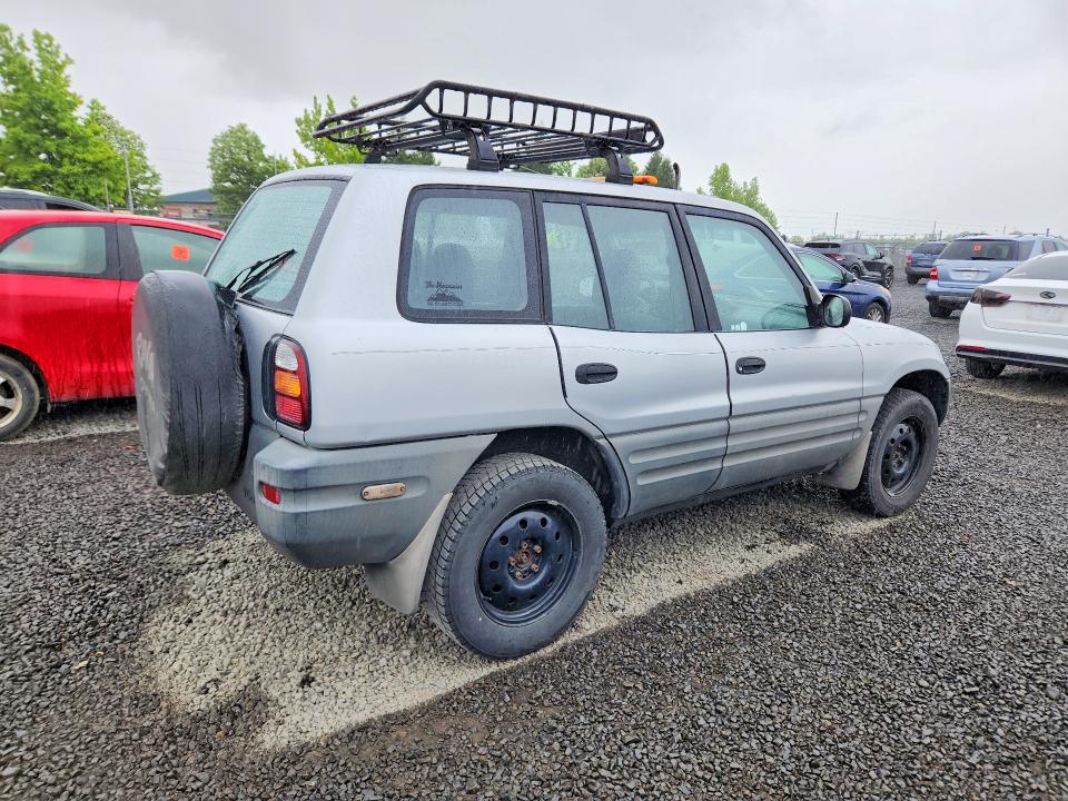 1998 Toyota Rav4 მანქანა იყიდება აუქციონზე, vin: JT3HP10VXW7107769, აუქციონის ნომერი: 55428166