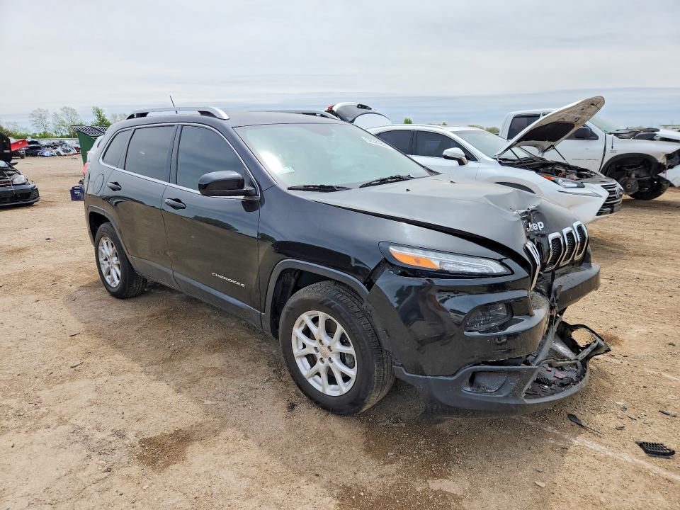 52329856 :رقم المزاد ، 1C4PJMCS5EW220075 vin ، 2014 Jeep Cherokee مزاد بيع