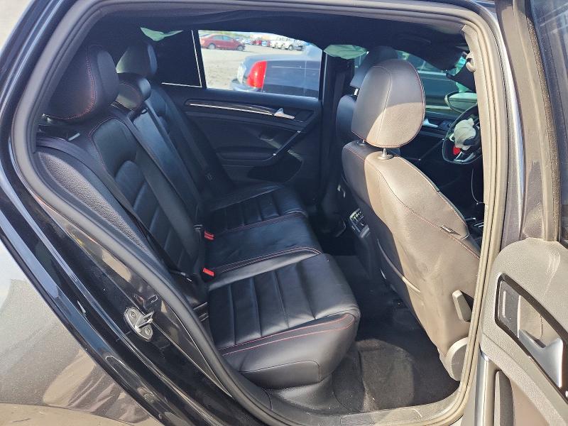 Продажа на аукционе авто 2015 Volkswagen Gti, vin: 3VW4T7AU3FM009877, номер лота: 51212766