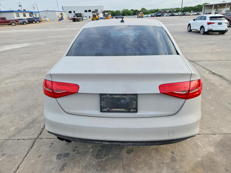 52389456 :رقم المزاد ، WAUEFAFL4FN034916 vin ، 2015 Audi A4 مزاد بيع
