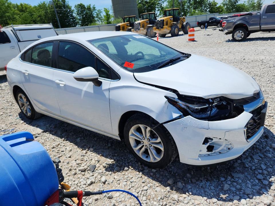 2019 Chevrolet Cruze მანქანა იყიდება აუქციონზე, vin: 1G1BE5SM5K7141009, აუქციონის ნომერი: 55393206