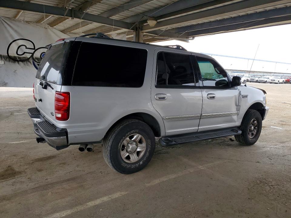 1998 Ford Expedition მანქანა იყიდება აუქციონზე, vin: 1FMRU18W1WLA22652, აუქციონის ნომერი: 52214026