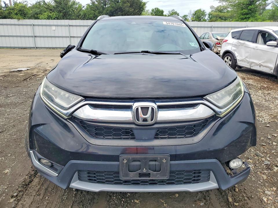 54761666 :رقم المزاد ، 7FARW2H92JE067985 vin ، 2018 Honda Cr-v مزاد بيع