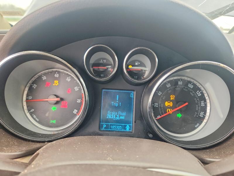 51899496 :رقم المزاد ، W04GR5EC5B1072355 vin ، 2011 Buick Regal مزاد بيع