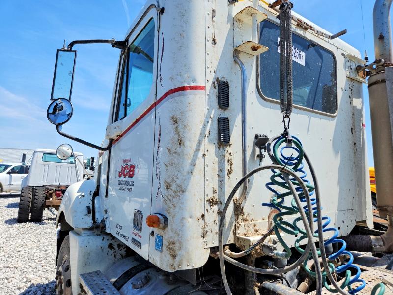 2003 Freightliner Columbia 1 მანქანა იყიდება აუქციონზე, vin: 1FUJA6CV93LL96629, აუქციონის ნომერი: 54896256