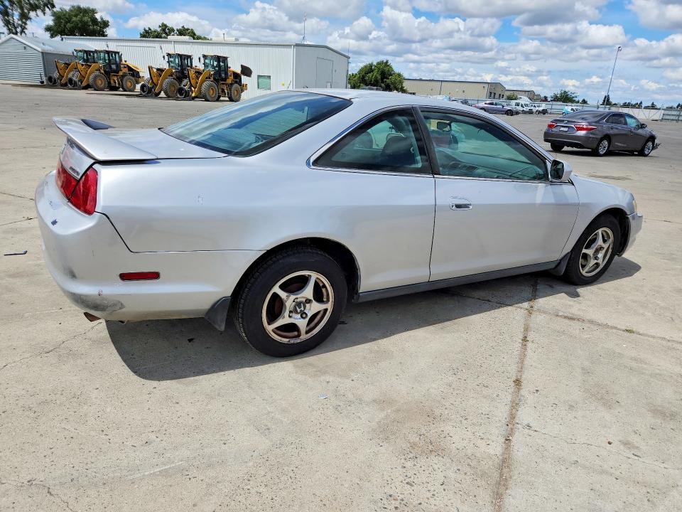 55205336 :رقم المزاد ، 1HGCG3262XA015939 vin ، 1999 Honda Accord مزاد بيع