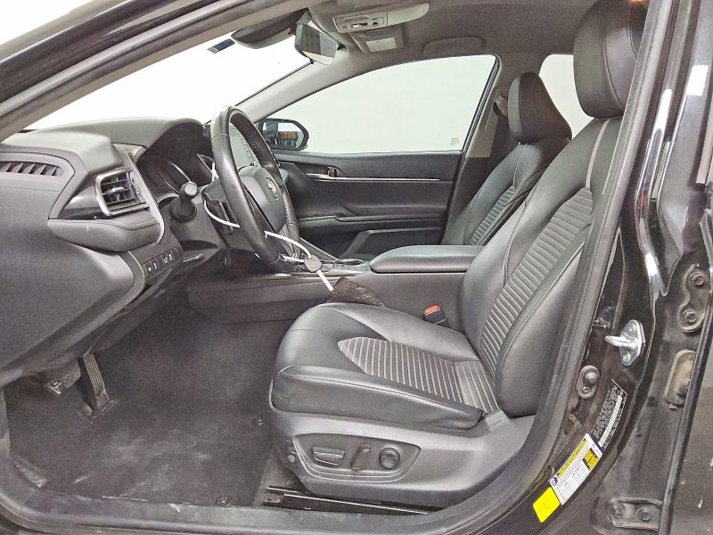 51633996 :رقم المزاد ، 4T1G11AK0NU043301 vin ، 2022 Toyota Camry مزاد بيع