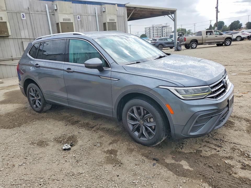 2022 Volkswagen Tiguan მანქანა იყიდება აუქციონზე, vin: 3VV3B7AX1NM100402, აუქციონის ნომერი: 51918676