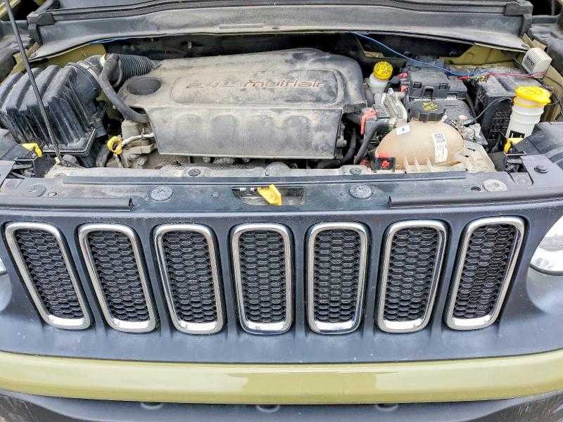 53077416 :رقم المزاد ، ZACCJBBT0FPB65286 vin ، 2015 Jeep Renagade مزاد بيع